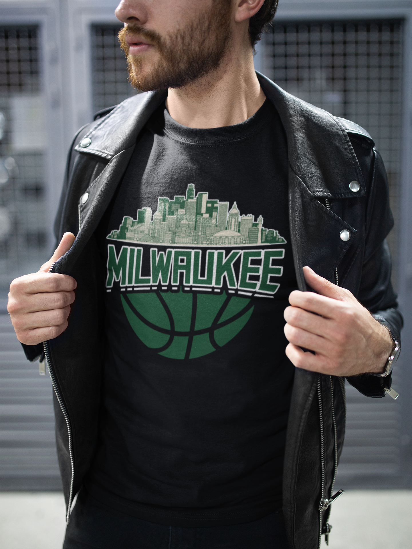 Milwaukee Basketball Skyline Men's T-Shirt