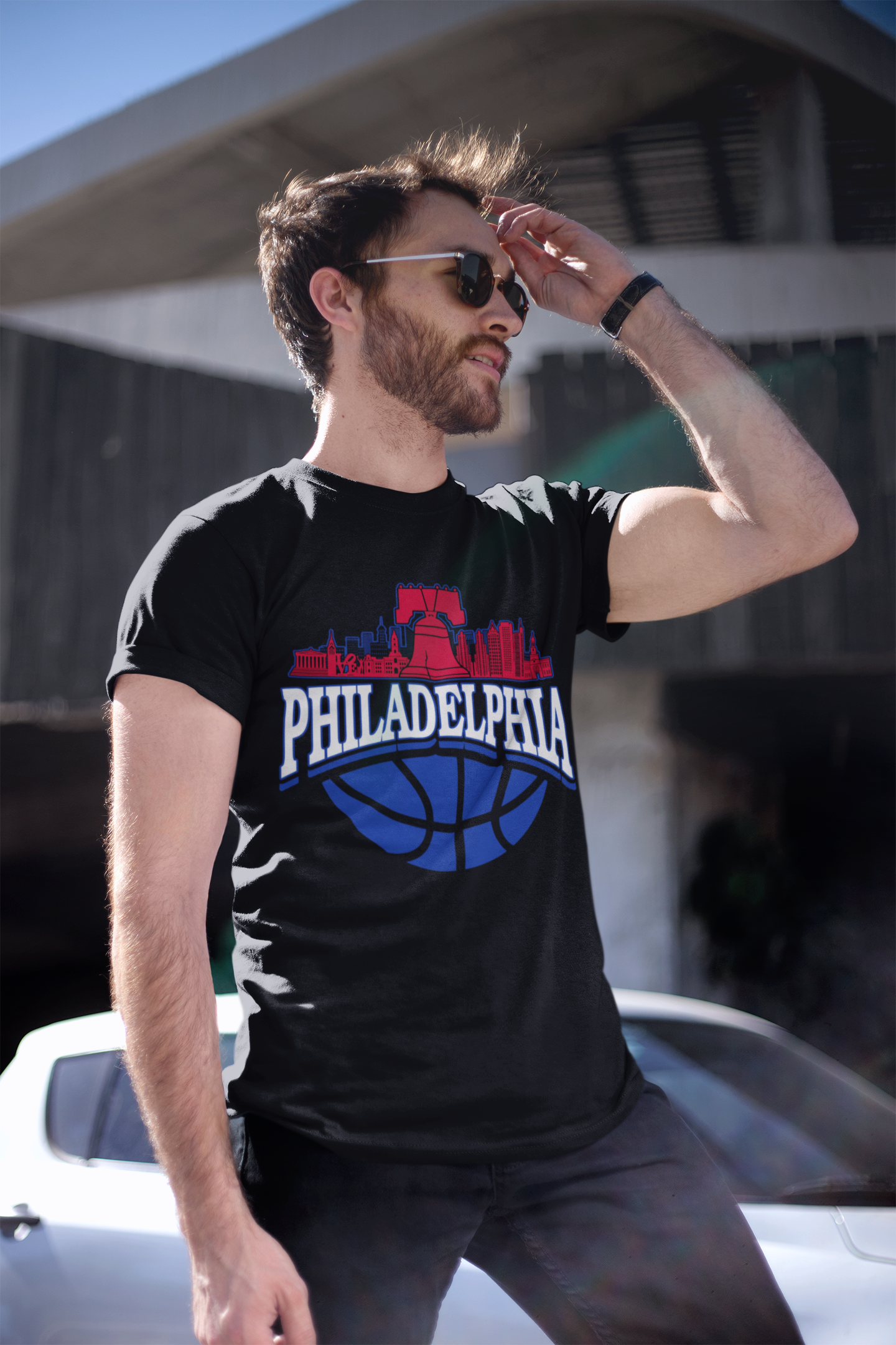 Philadelphia Basketball Skyline Men's T-Shirt