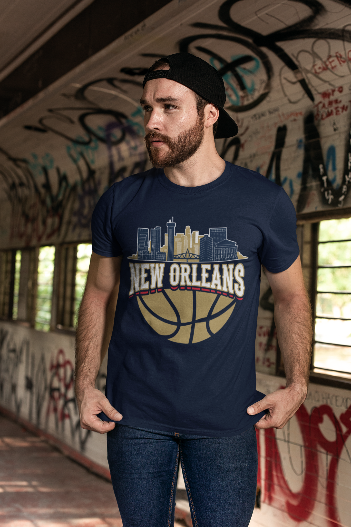New Orleans Basketball Skyline Men's T-Shirt